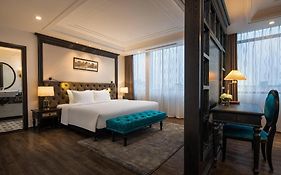 Adventure Hotel